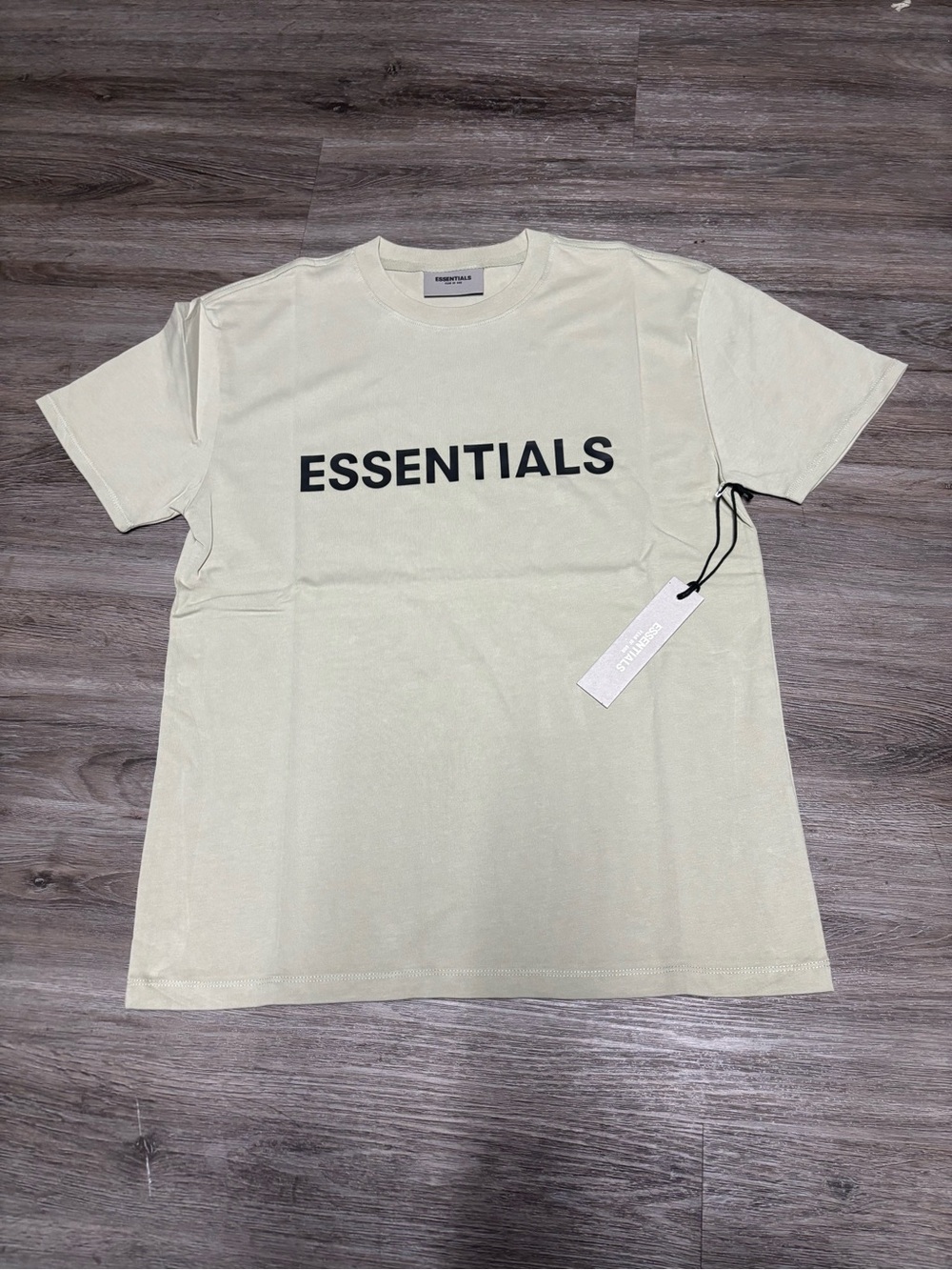 FW20 fear of god essentials sage tee